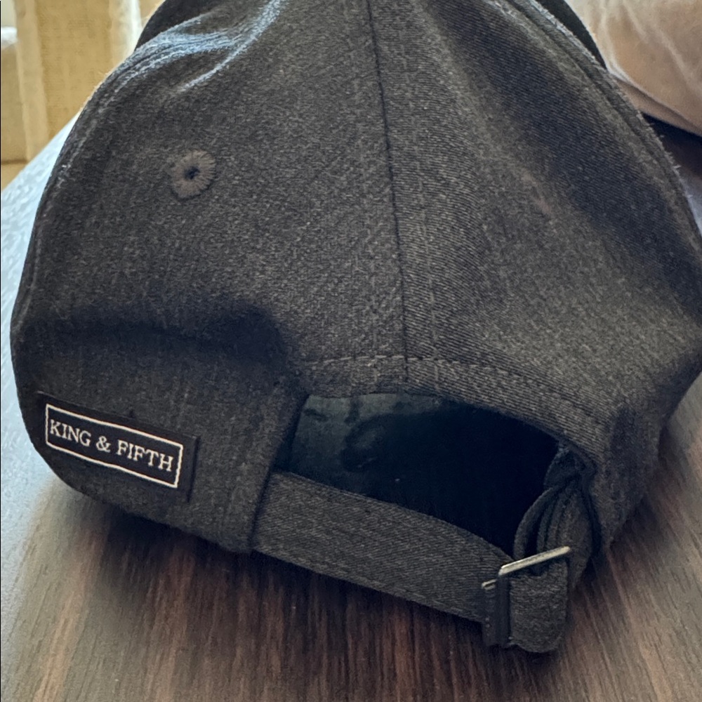 Men’s hat - Picture 2 of 2